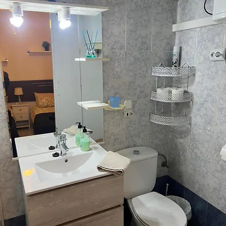 Estudio, First Line De La Playa Prime Location פואנגירולה